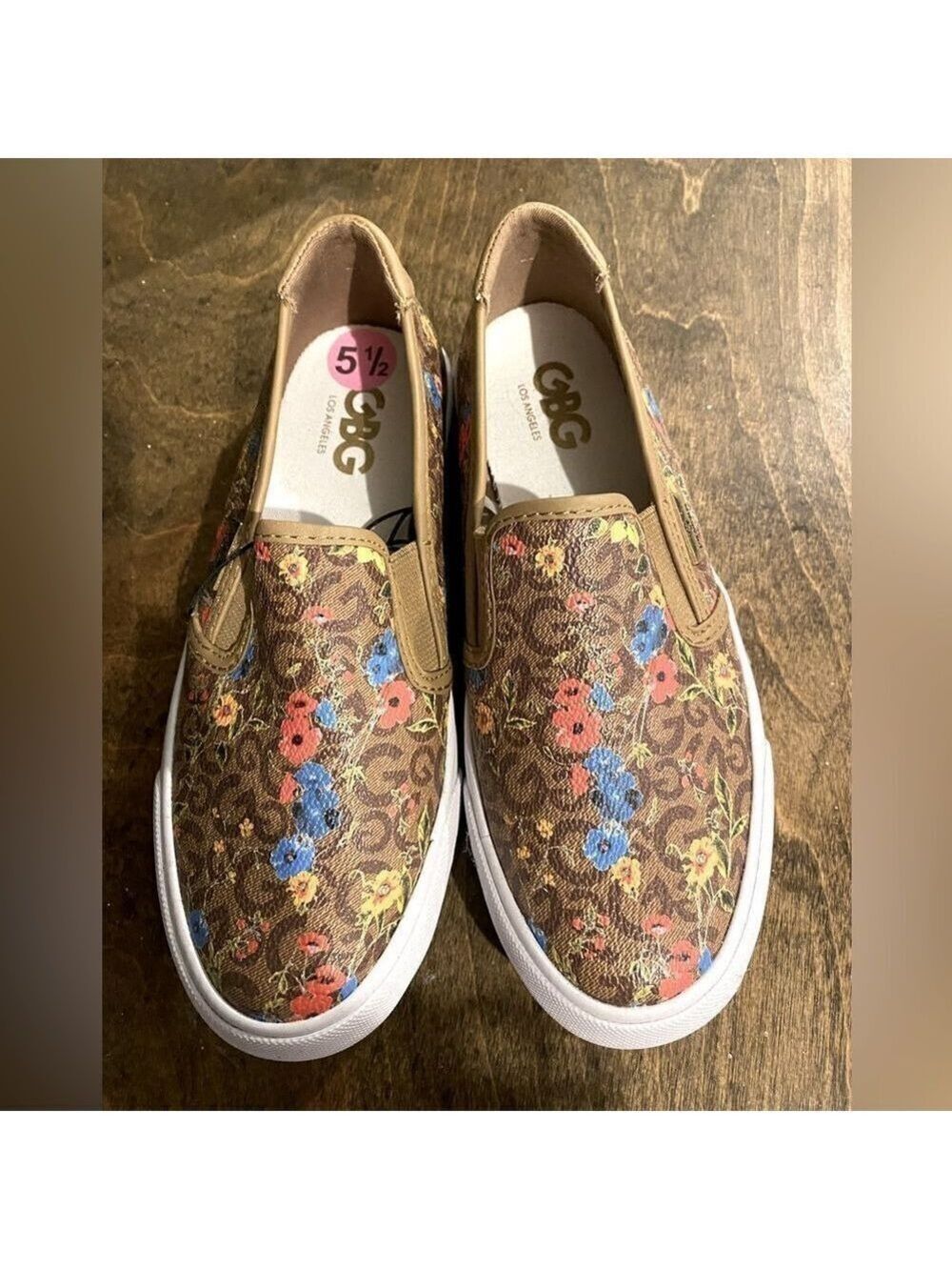CBG Los Angeles. Brand new. Size 5.5 very cute!!💗💗